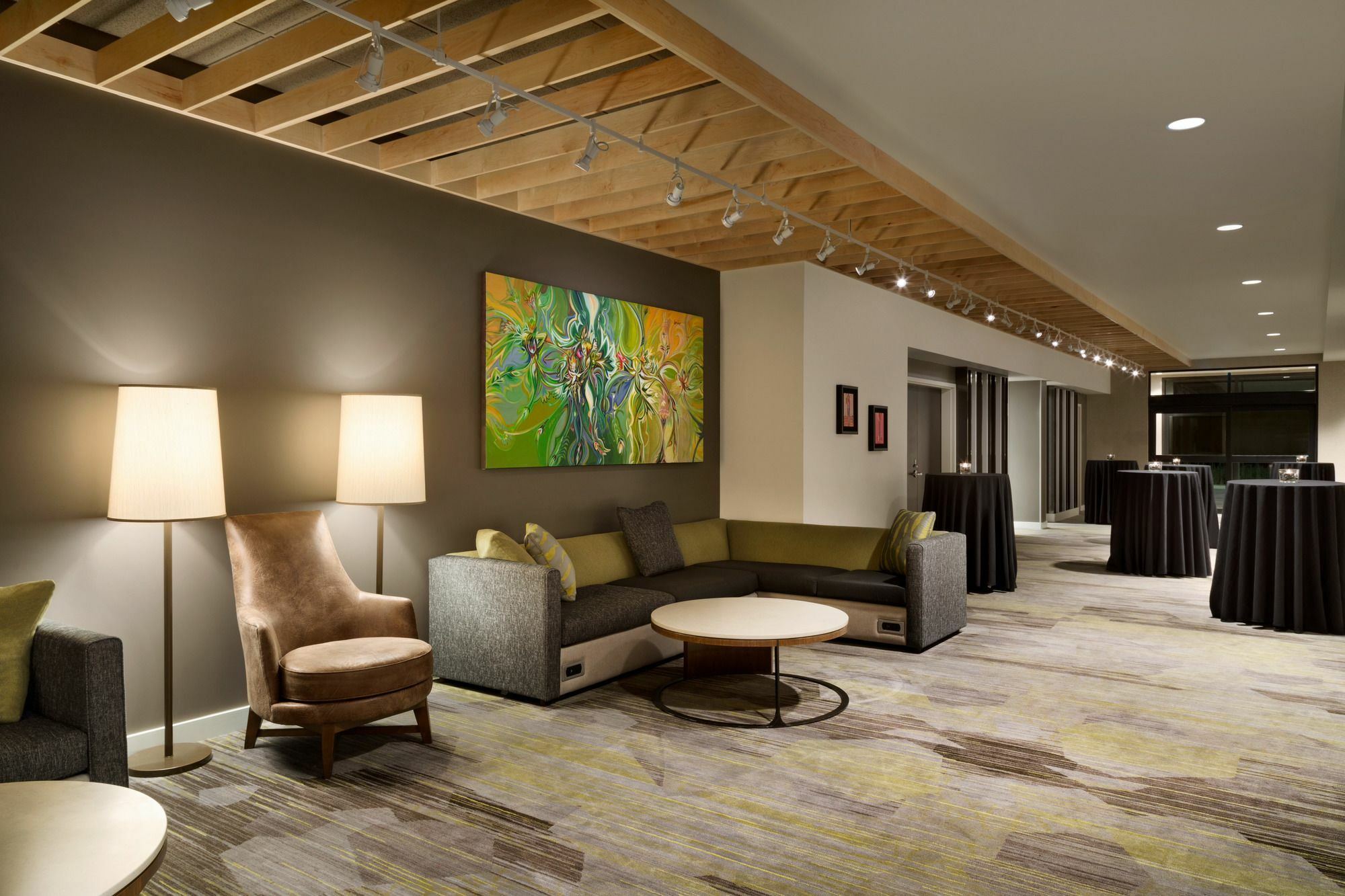 Hotel Dene & Conference Centre Cold Lake Extérieur photo